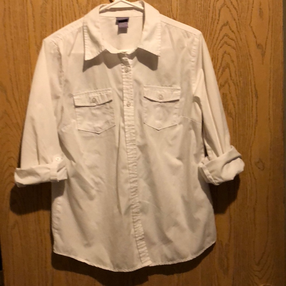 NWOT Medium White button down